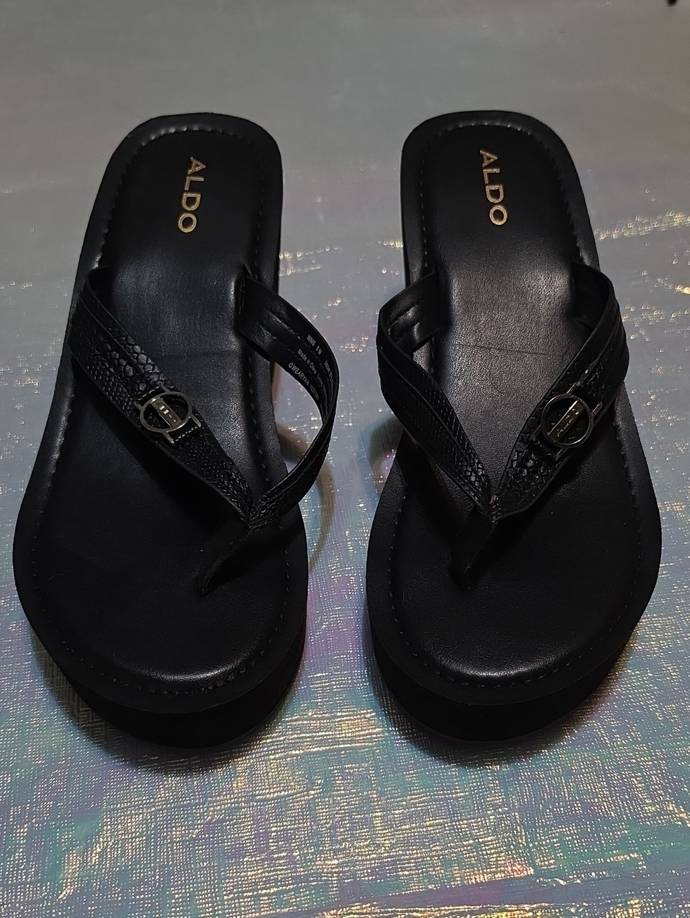 ALDO Black Women's Textured Thong Sandals with Metallic Accent
